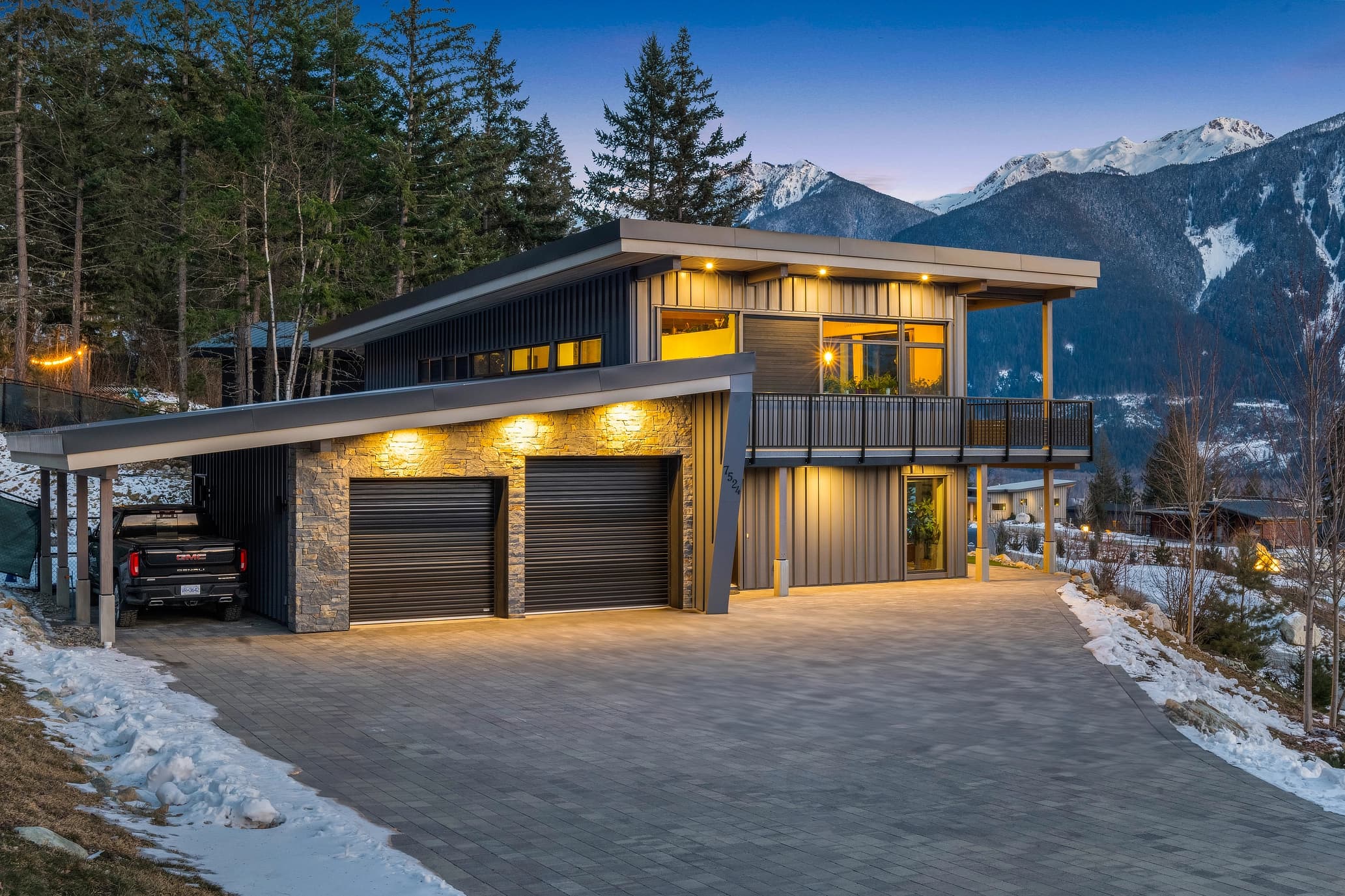 Luxurious mountain home
